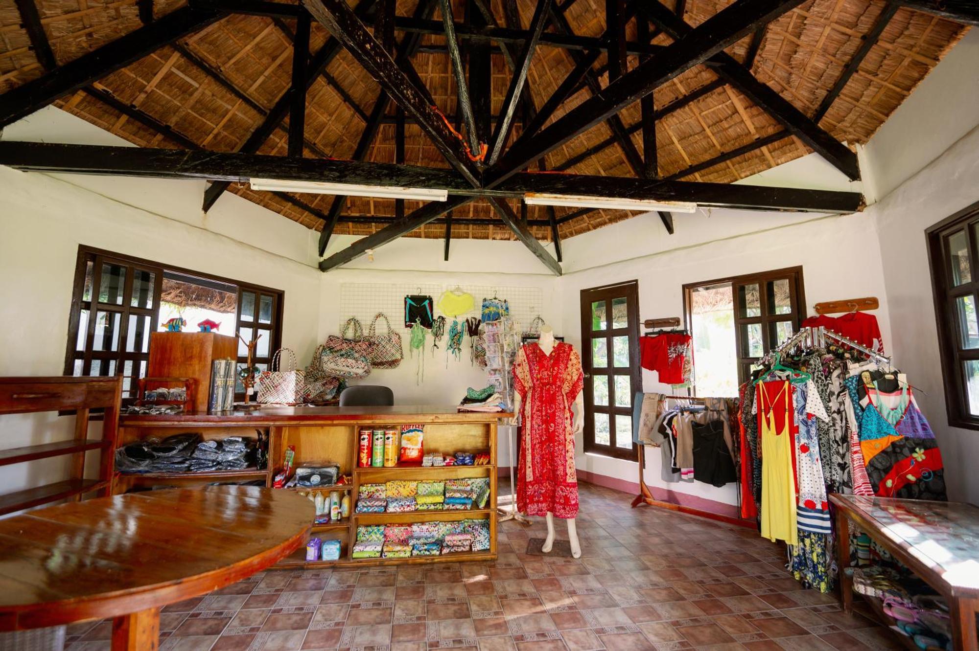 Polaris Beach And Dive Resort Inc Loon Экстерьер фото